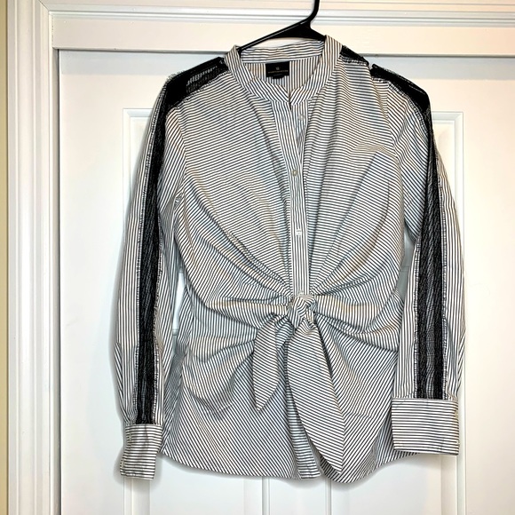 Worthington Tops - Worthington open lace sleeve wrap tie front button down blouse, size Small